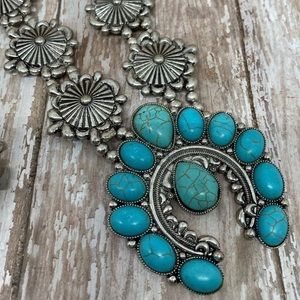 Western Squash Blossom Pendant Necklace Set